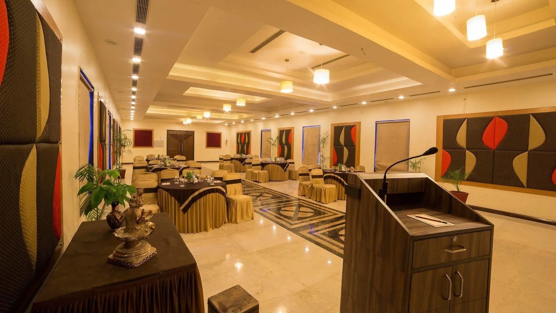 Amantra Comfort Hotel Udaipur