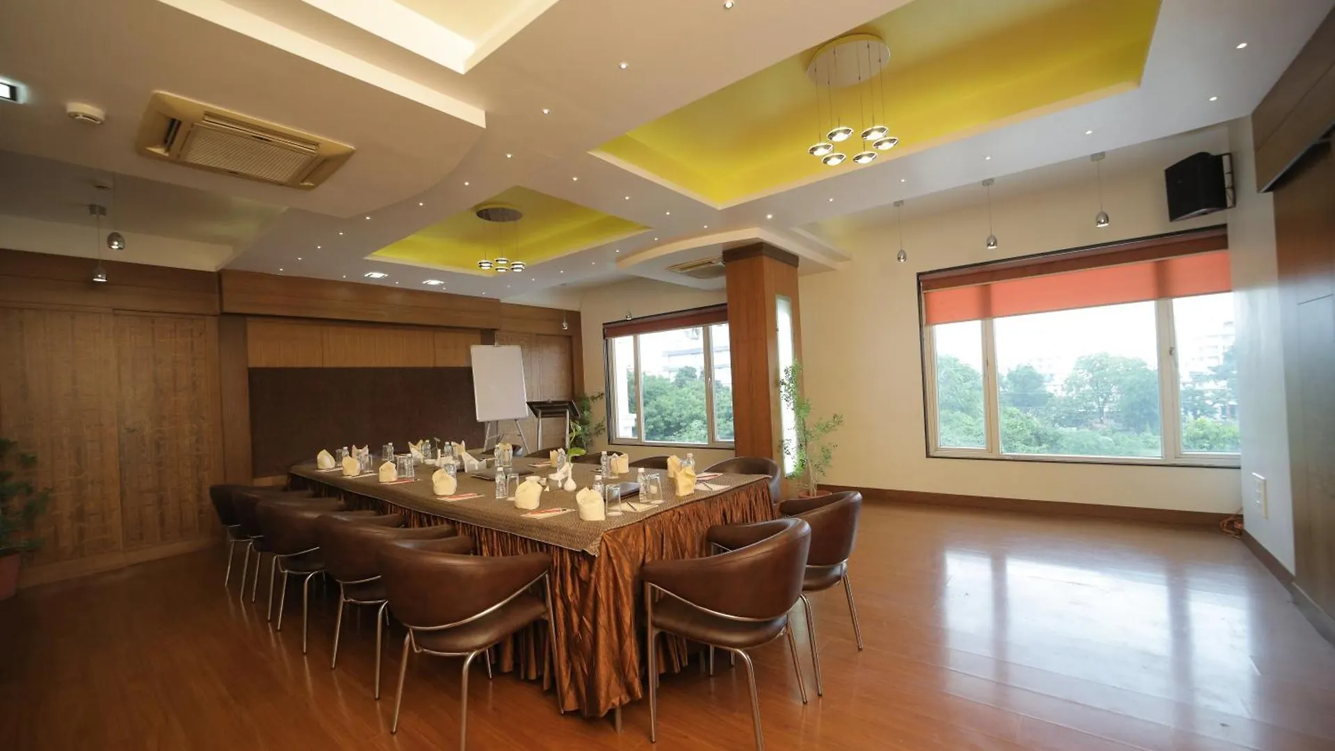 Amantra Comfort Hotel Udaipur